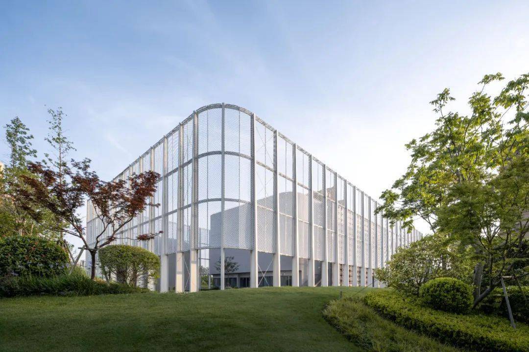 新作| 奉贤齐贤耶稣堂 / wutopia lab_creatar_images_大礼堂