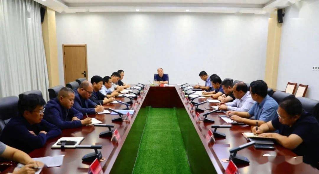 县委常委,庙上乡党委书记段存乾,县委常委,组织部部长王毅,县政府副