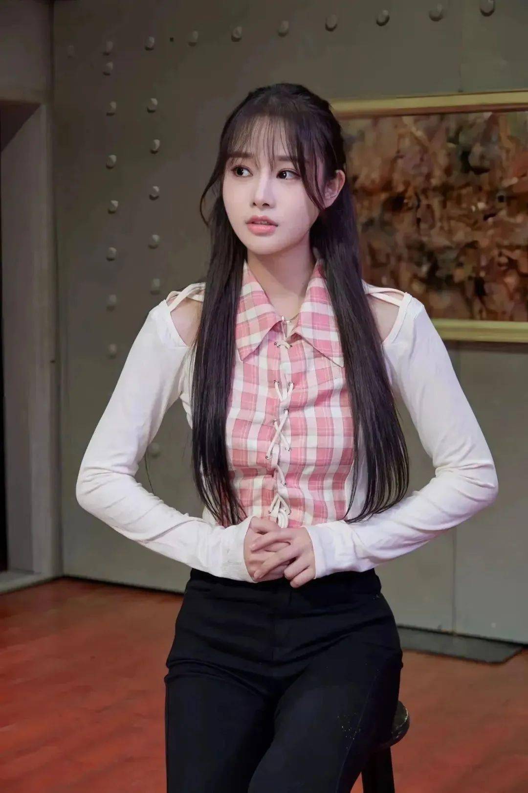 南 饰莎莎姚喆 饰菲菲王佳宁 饰小帅帅(韩英俊)叶炜航 饰司徒乾李昊霖