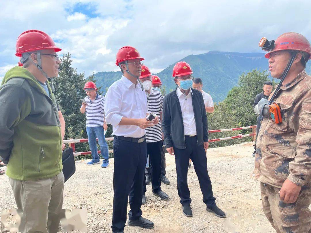 焦利军强调,一要始终坚持人民至上,生命至上理念,始终绷紧安全生产这