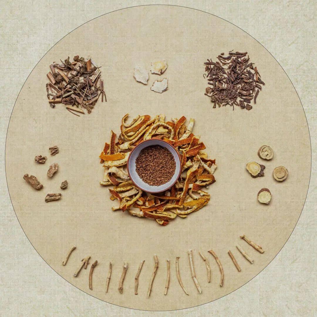 玉容优秀作品《中草药之美》牛丰《下班前的自拍》吴煜《华灯初上》周