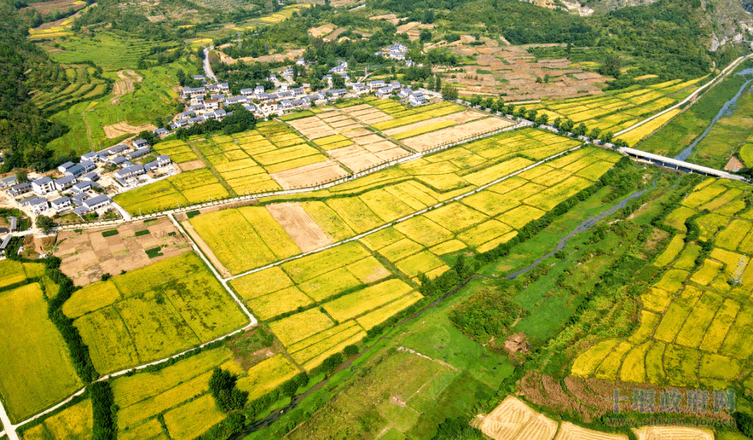 房县竹山竹溪合并图片