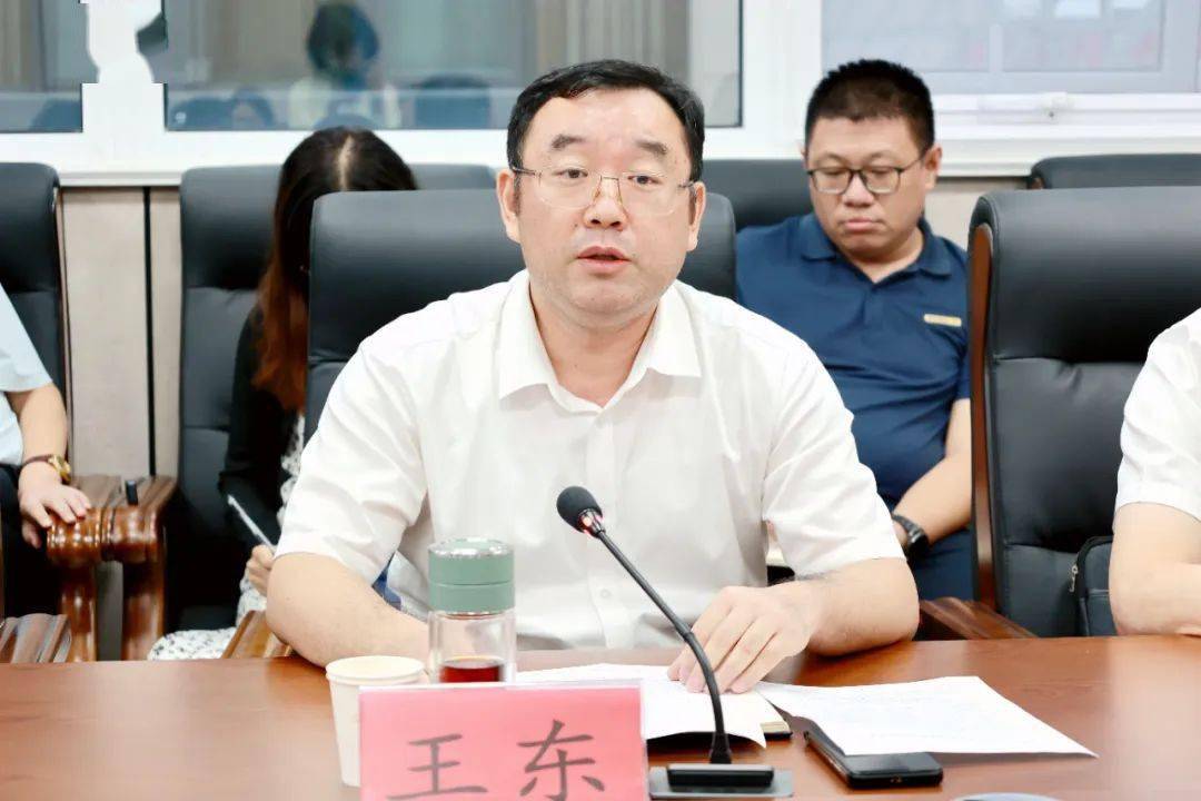 均表示完全拥护和坚决服从滨州医学院党委,滨州市卫生健康委党组的