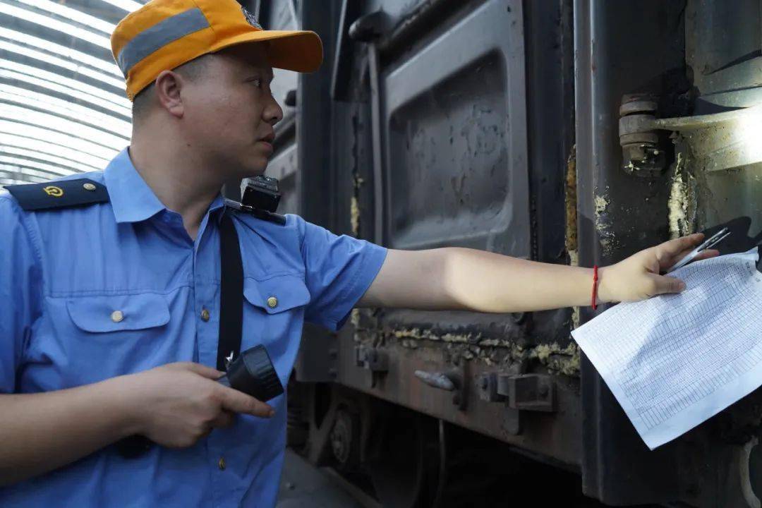 铜川车务段梅家坪车站 14 道铁路专用线正式开通!_运输_文章_平台