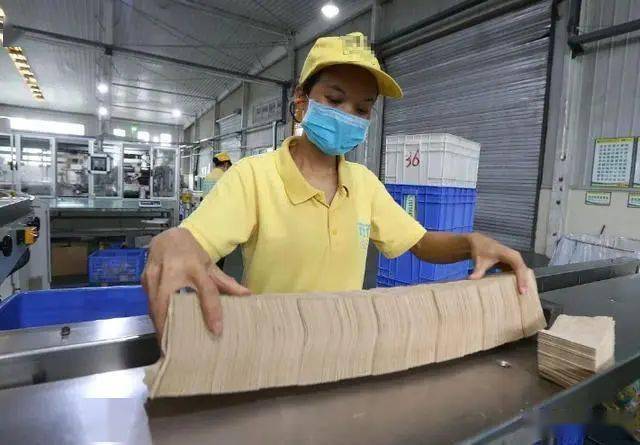 江苏一知名纸厂宣布倒闭后,员工被遣散_瓦楞纸_包装_产业