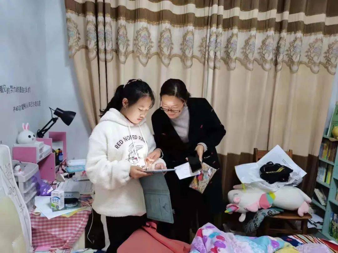 【怀远县最美教师事迹展播】以"美"为媒 传递温暖_工作_许梅_教育