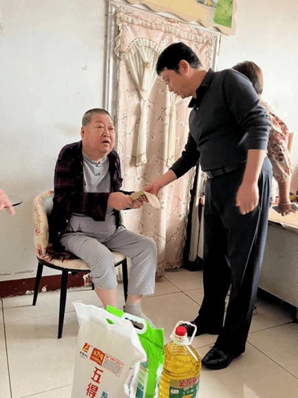 故城县政府副县长韩晓强走访慰问困难残疾人家庭_发展_康复_生活