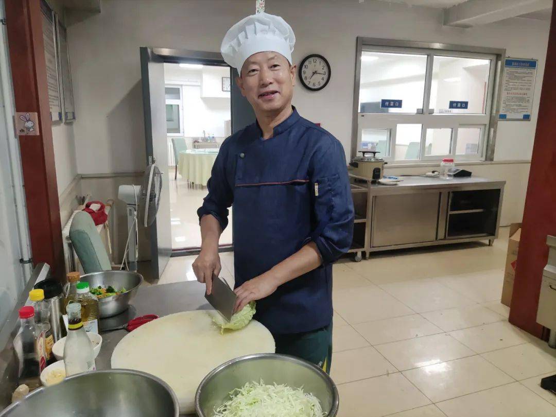 高铁小站这样过节!_王洪祥_陈东旭_旅客