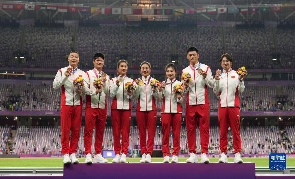 递补奥运奖牌颁奖仪式在杭州举行_阳什姐_汤星强_谢震