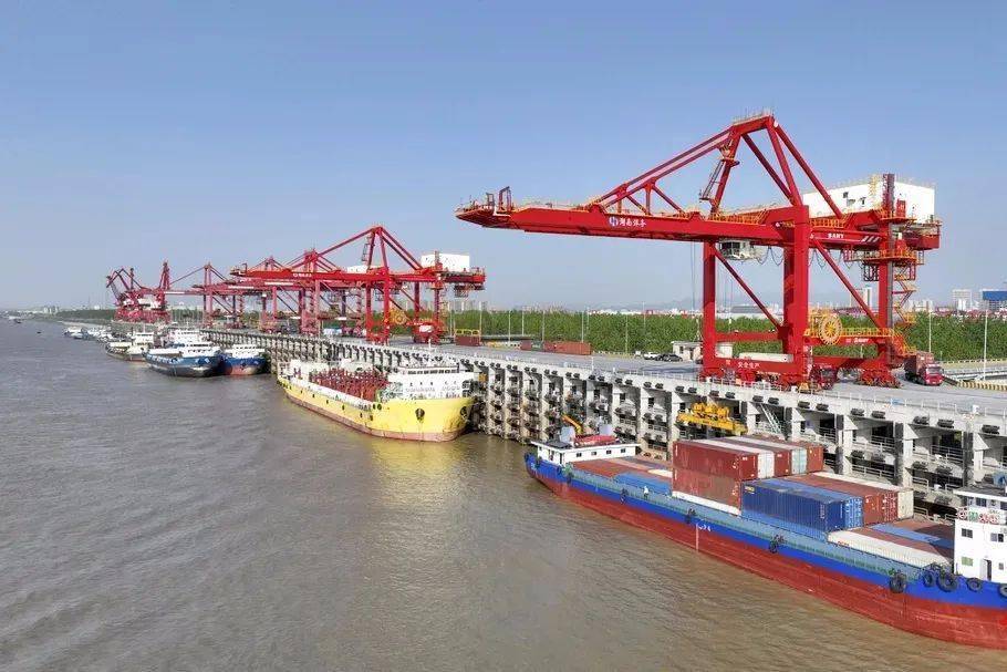 集装箱_岳阳_作业