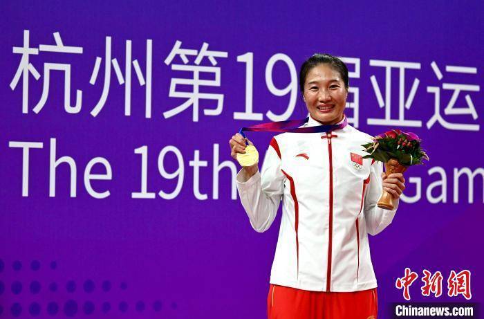 通讯:杭州亚运会拳击冠军杨柳的三重惊喜_女子_巴特尔_哈达