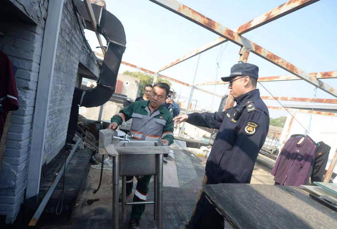 大栅栏观音寺片区提升外立面,寺内百张老照片展示老北京_护国_展览