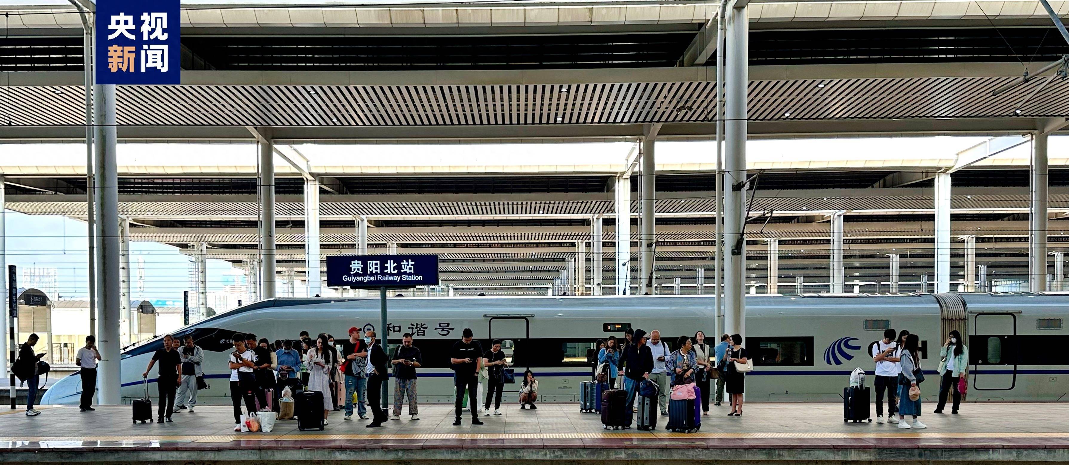 坐着高铁看中国 这些铁路线带你纵览祖国风光