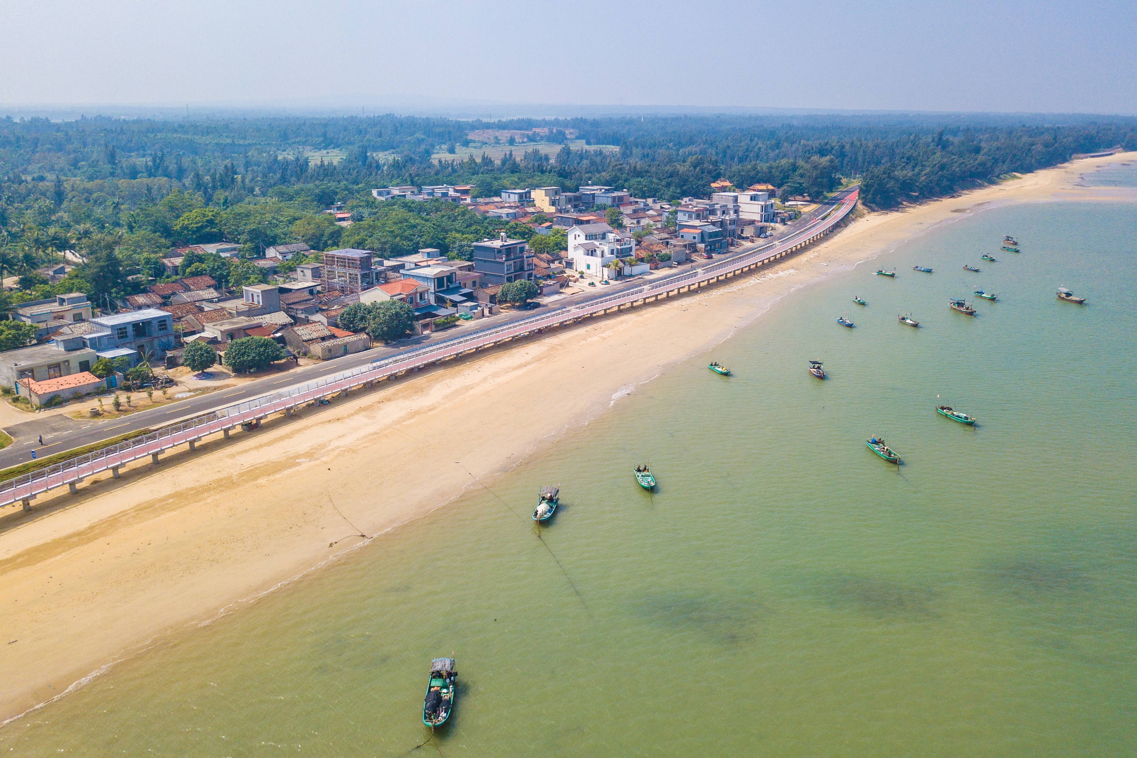 临高滨海旅游公路图片