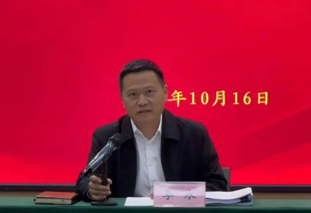 【动态】我市召开引进人才座谈会_南阳市_李永_服务