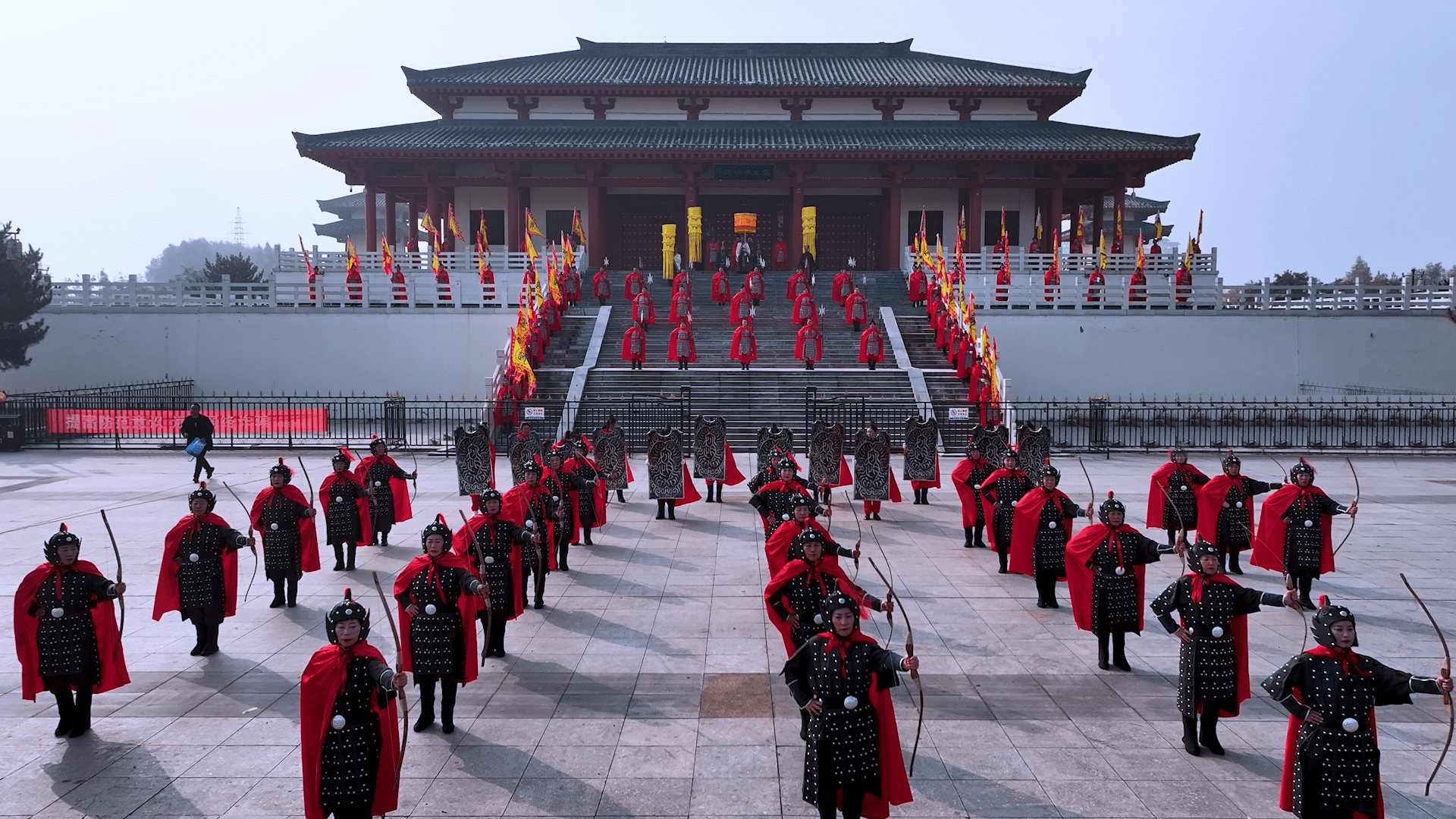 沉浸式实景演出《赵武灵王》在大同市灵丘县上演