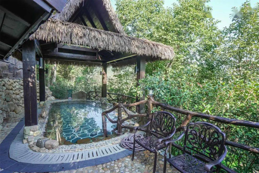 67【秋冬特惠专场】￥1098元 61 贺州西溪森林温泉酒店a/b栋温泉