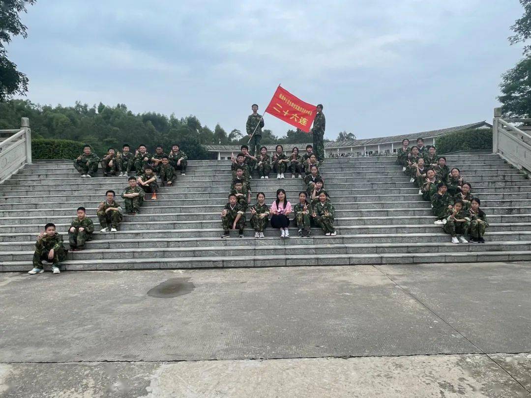 —东湖学校七至九年级参加德育基地综合实践活动