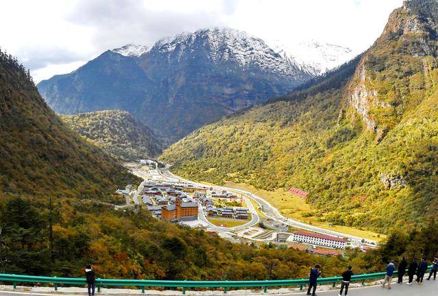 隆子县 风景名胜区图片