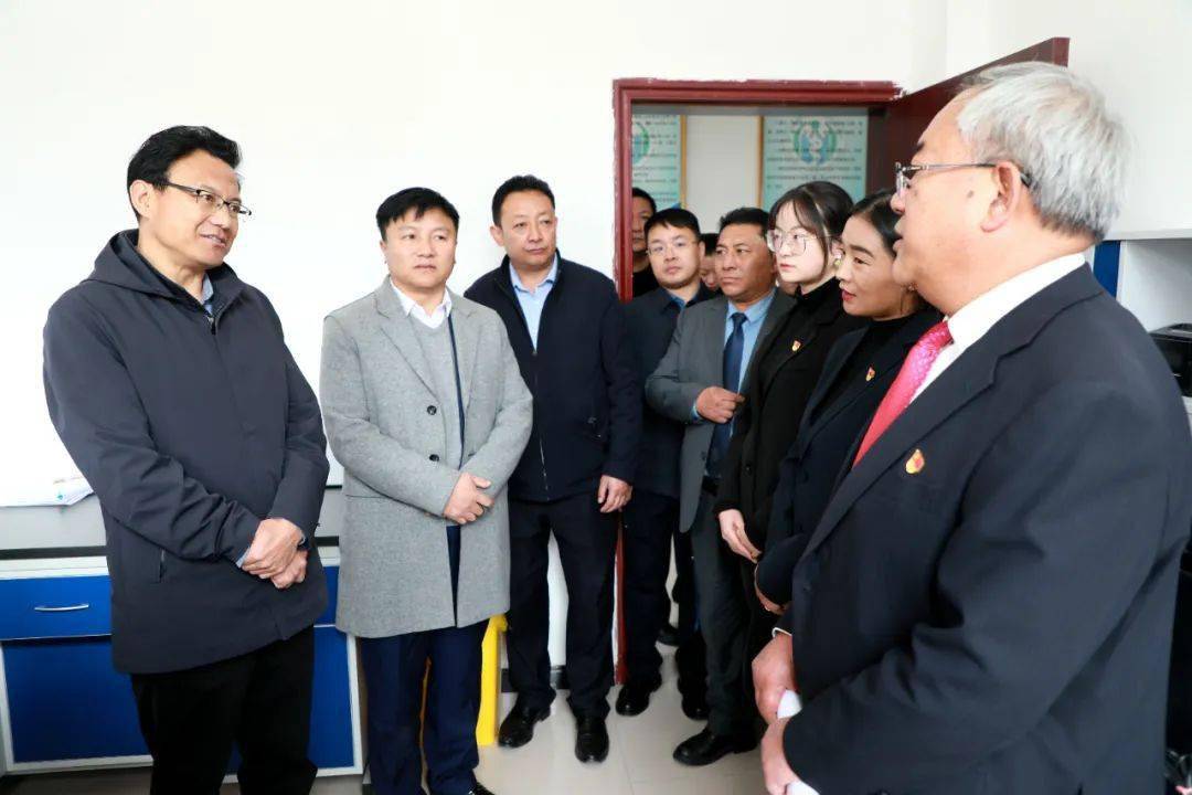 索南丹增:锚定目标 真抓实干 不断推动经济运行持续向好 内生动力持续