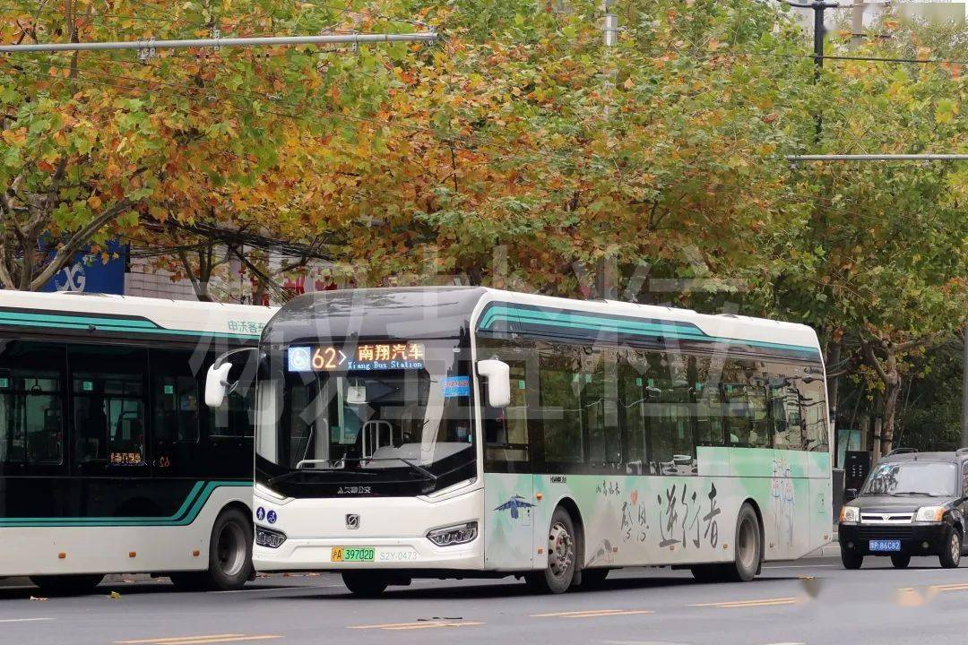 62路swb6129bev38(s2y)型客车,曹杨路(魏家钧 摄,2022)62路swb6129bev