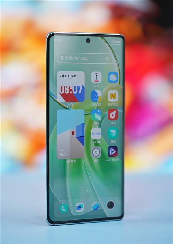 vivo史上最轻薄5000mAh手机！vivo Y100图赏(图4)