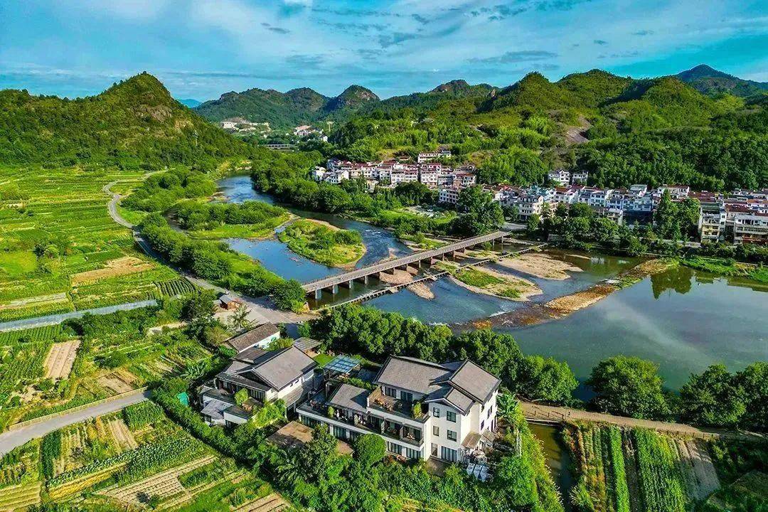 金秋大促直降061100 ,061799/2晚,浙南秘境缙云丽舍,含高铁接送