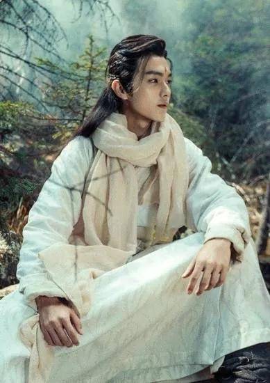 许凯21岁到26岁颜值变化_横店_吴佳怡_影视城