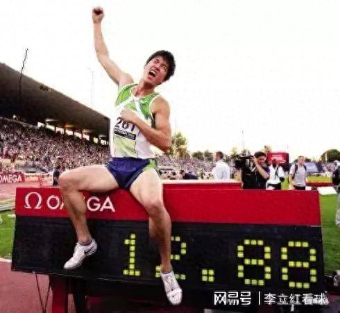 刘翔110米栏能跑12秒88，为什么不尝试一下100米项目呢?很难