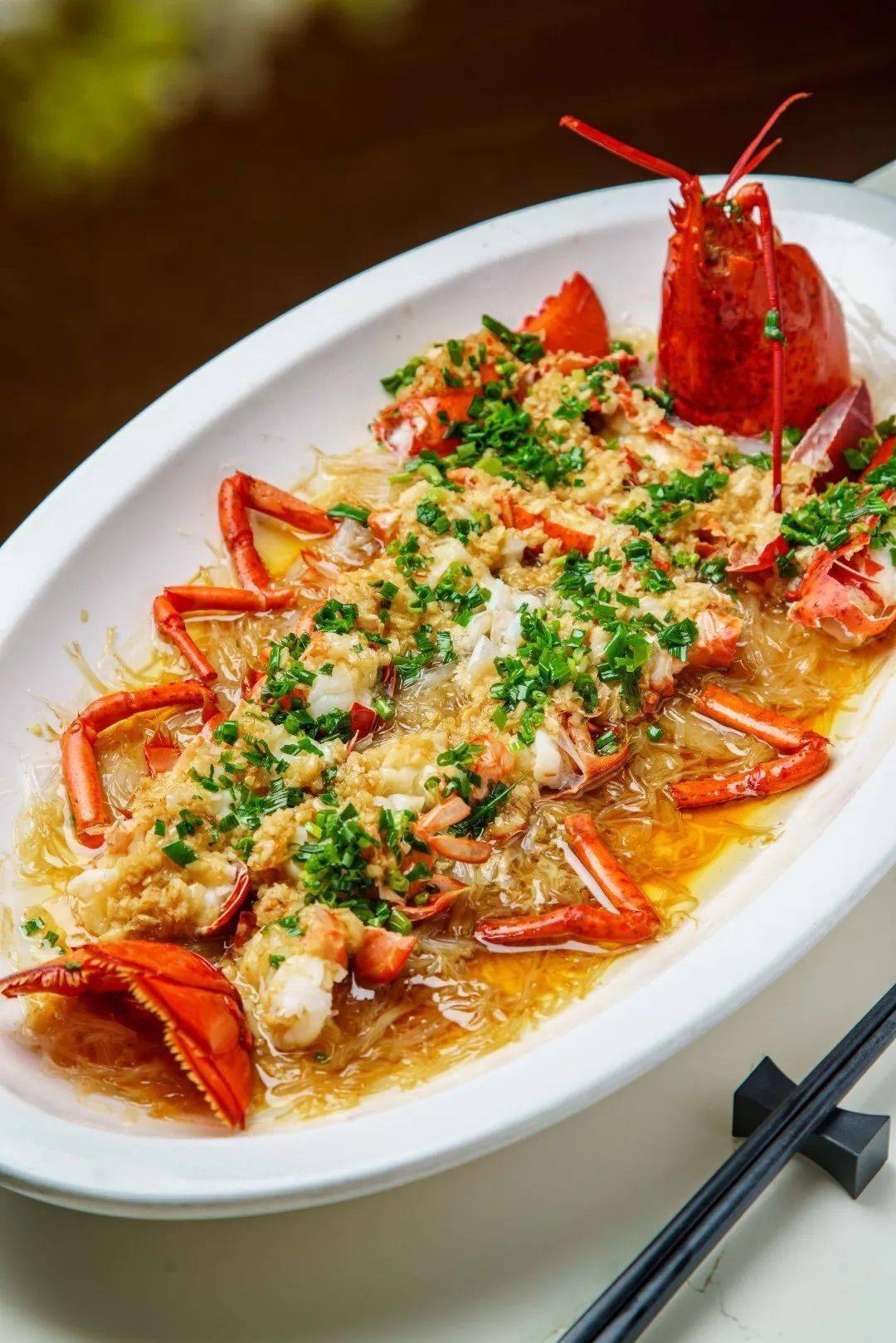 蒜蓉 海鲜是一种经久不衰的烹饪方式波士顿龙虾的虾肉紧实又鲜甜还有