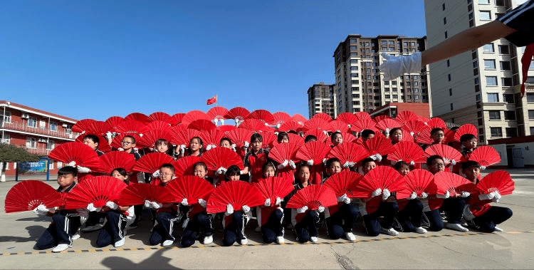 武邑实验小学举行队列队形,合唱比赛_师生_表演_生活