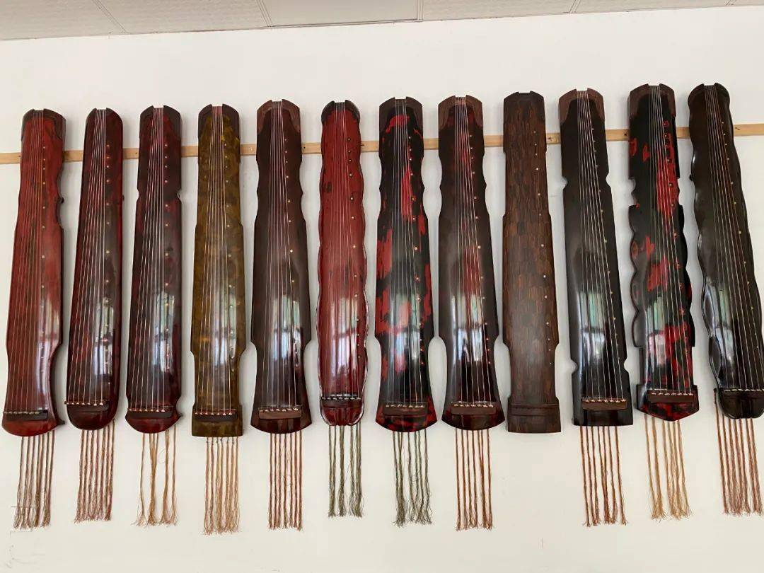 古琴斫制流程_周期长_大漆_工艺