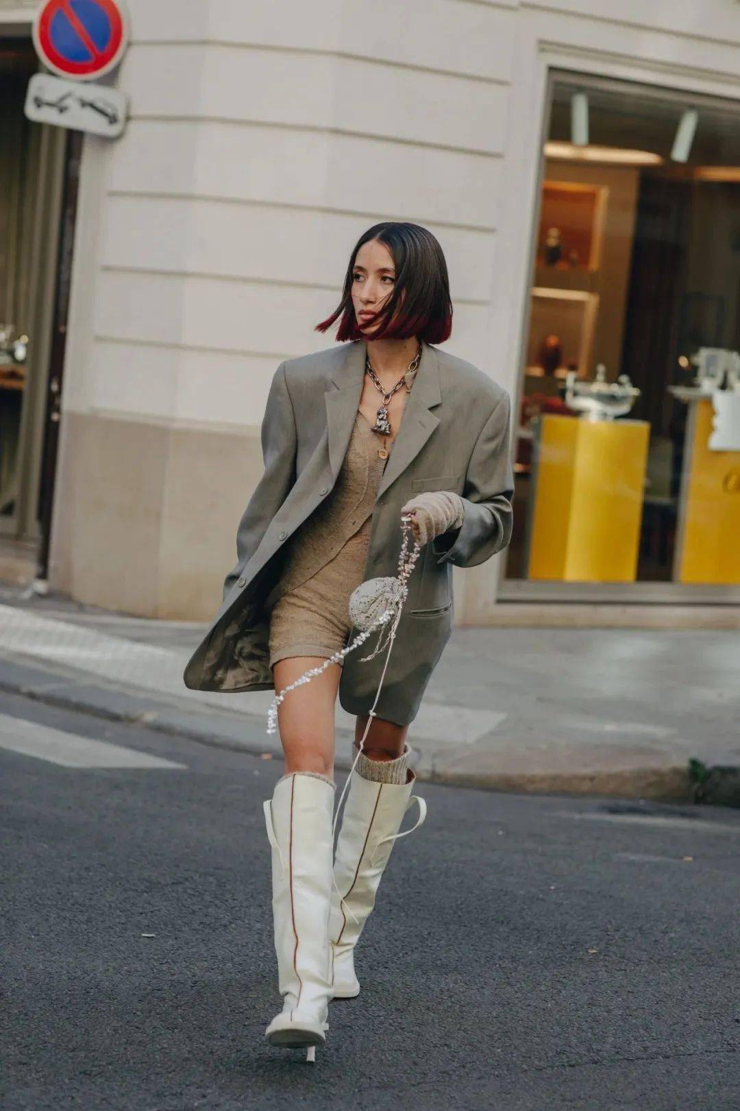 美女不骗美女,裤管靴真的能"瘦腿"_外套_靴子_造型