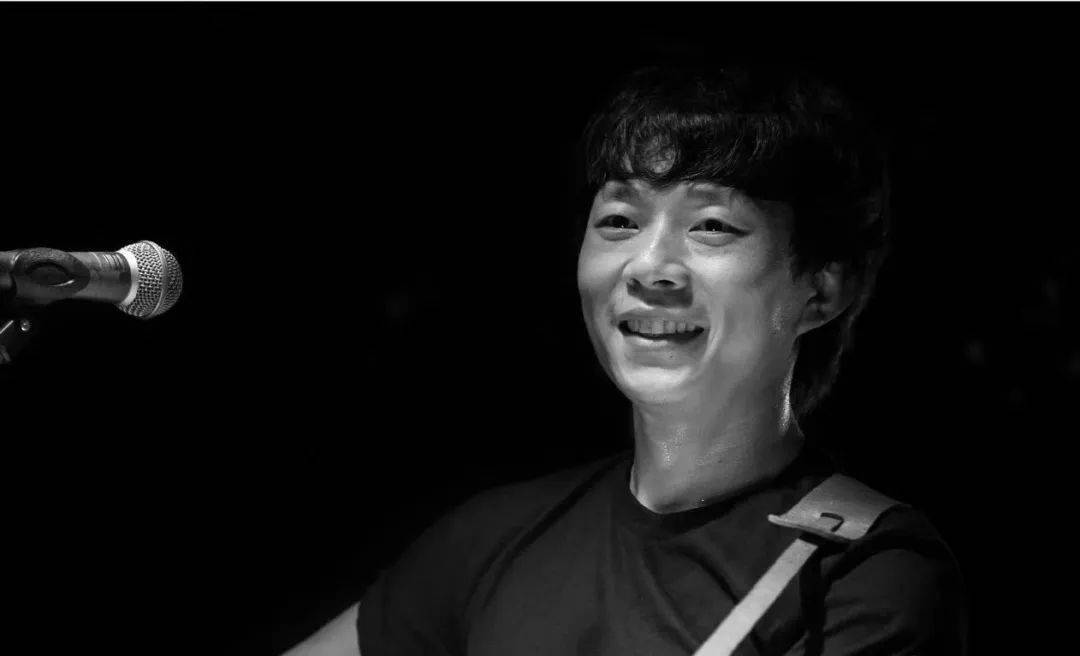 赵雷:钱有了,但没意思_敏子_酒吧_朋友