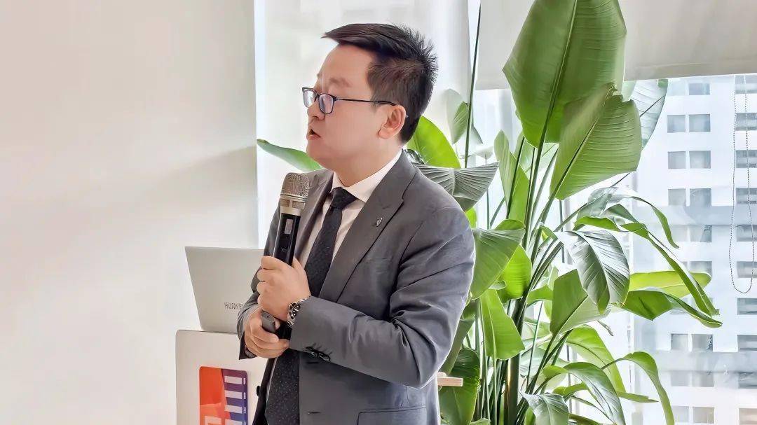 盈科动态丨盈科昆明律师受邀至富康总部开展法律专题讲