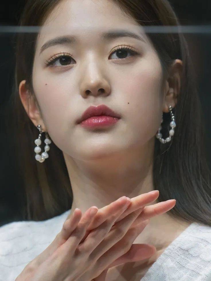 低山根和肉肉鼻,审美标准又变了_五官_鼻梁_长相