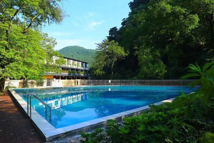 【清远·英西峰林小华山】超浪漫半山20 天然温泉爽泡!