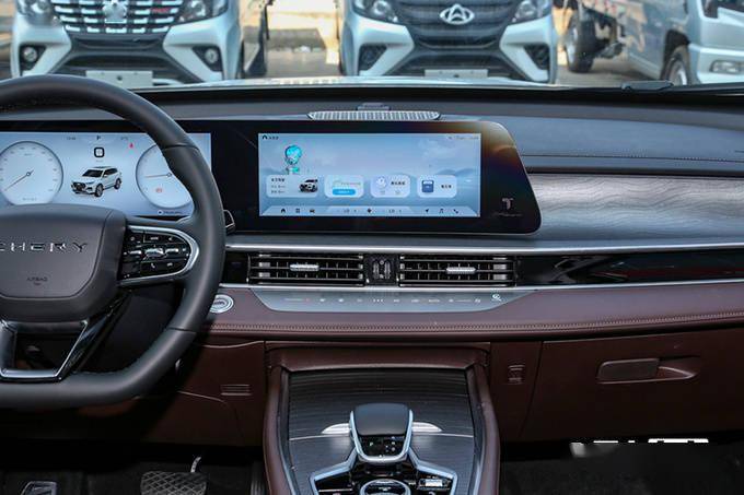 "官降"2.7万!奇瑞新瑞虎8 plus售11.49-13.59万_搜狐汽车_搜狐网