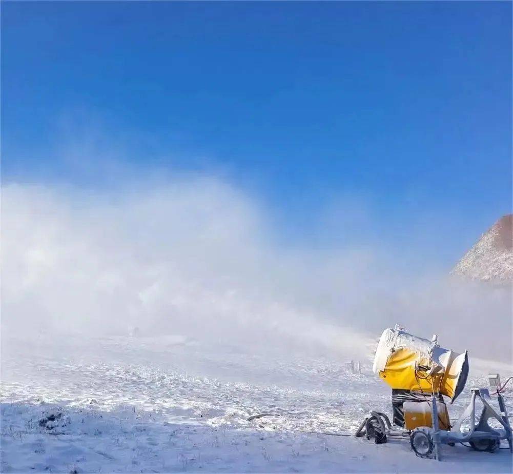 雪枪雪炮齐鸣!"十四冬"各赛区造雪忙_工作_滑雪场_进行