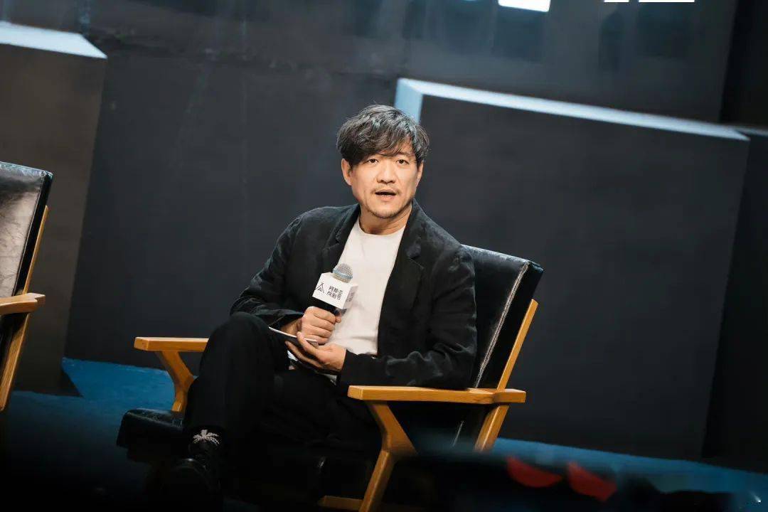 《余烬之上》于11月9日开机出品公司:腾讯视频监制:五百导演:程浩领衔