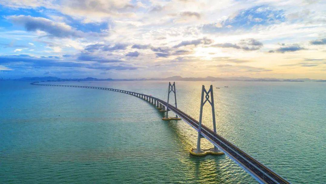 世界最长的跨海大桥,最长的公路沉管隧道——港珠澳大桥全球首个智慧