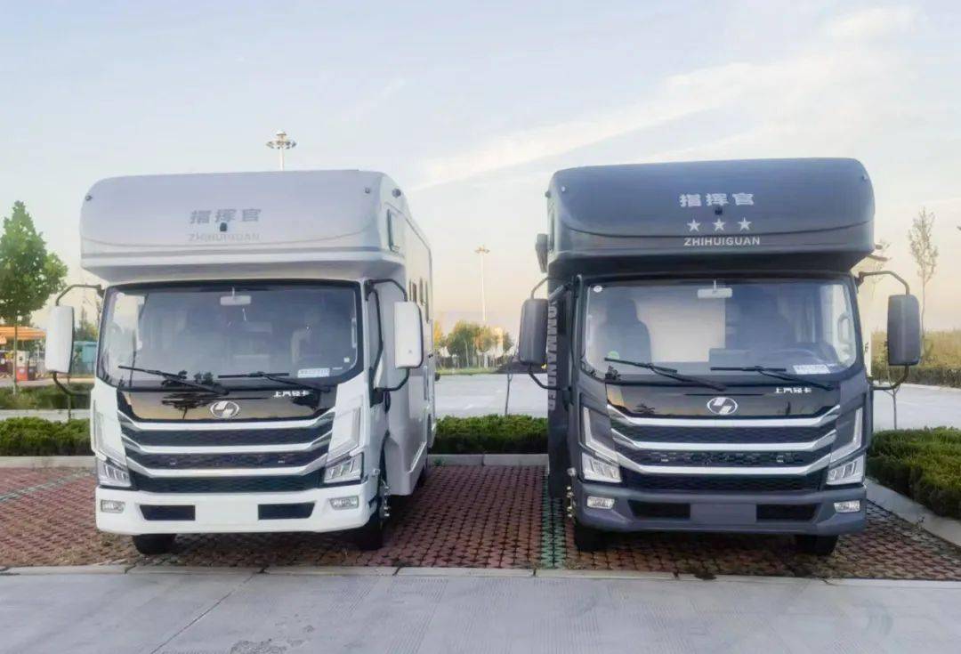 汇斯诚指挥官 跃进h500底盘 48v电路系统 侧舱外掀设计 水电充足续航