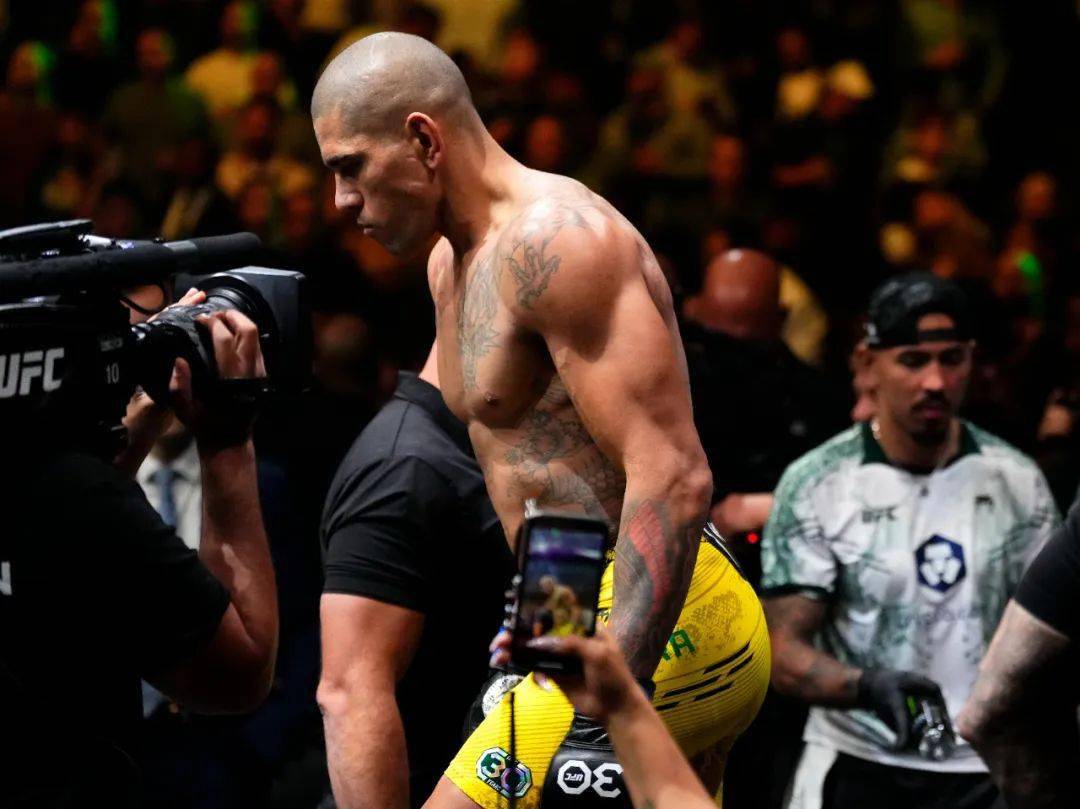 无关复仇,佩雷拉肃清挑战者要从希尔开始