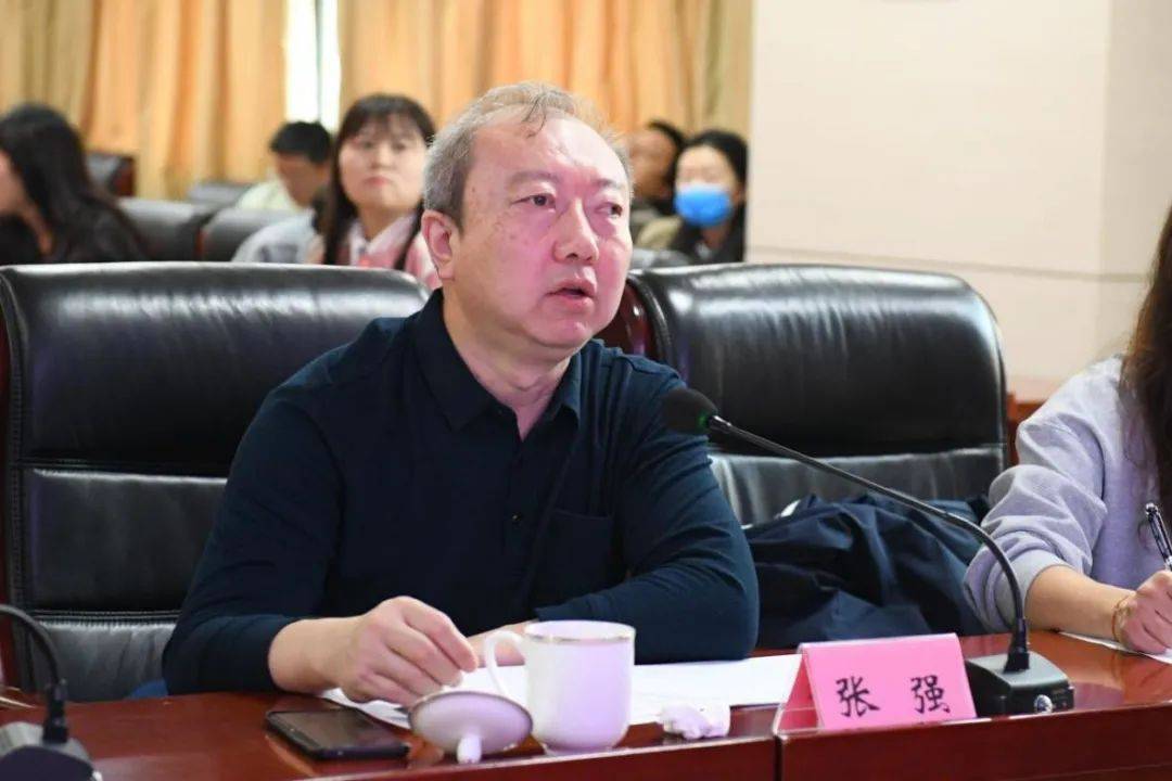 在培训会上,河南省疾病预防控制中心健康教育所健康传播室主任张强以