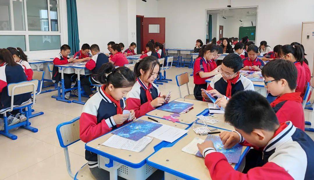 前卫路小学教师获省级一等奖!_星系_人际_专业