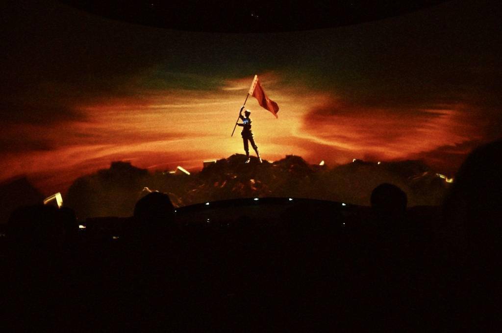 首个长征主题全域行浸式数字体验馆"红飘带"在贵阳试运营_视觉_中国