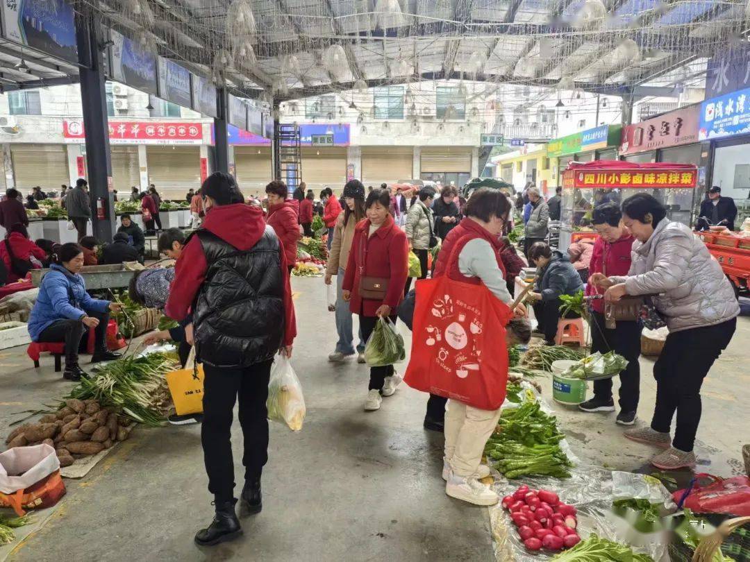 分批次分流,兴安市场有序迁建中…… || 897扩散_建设_商户_三桥