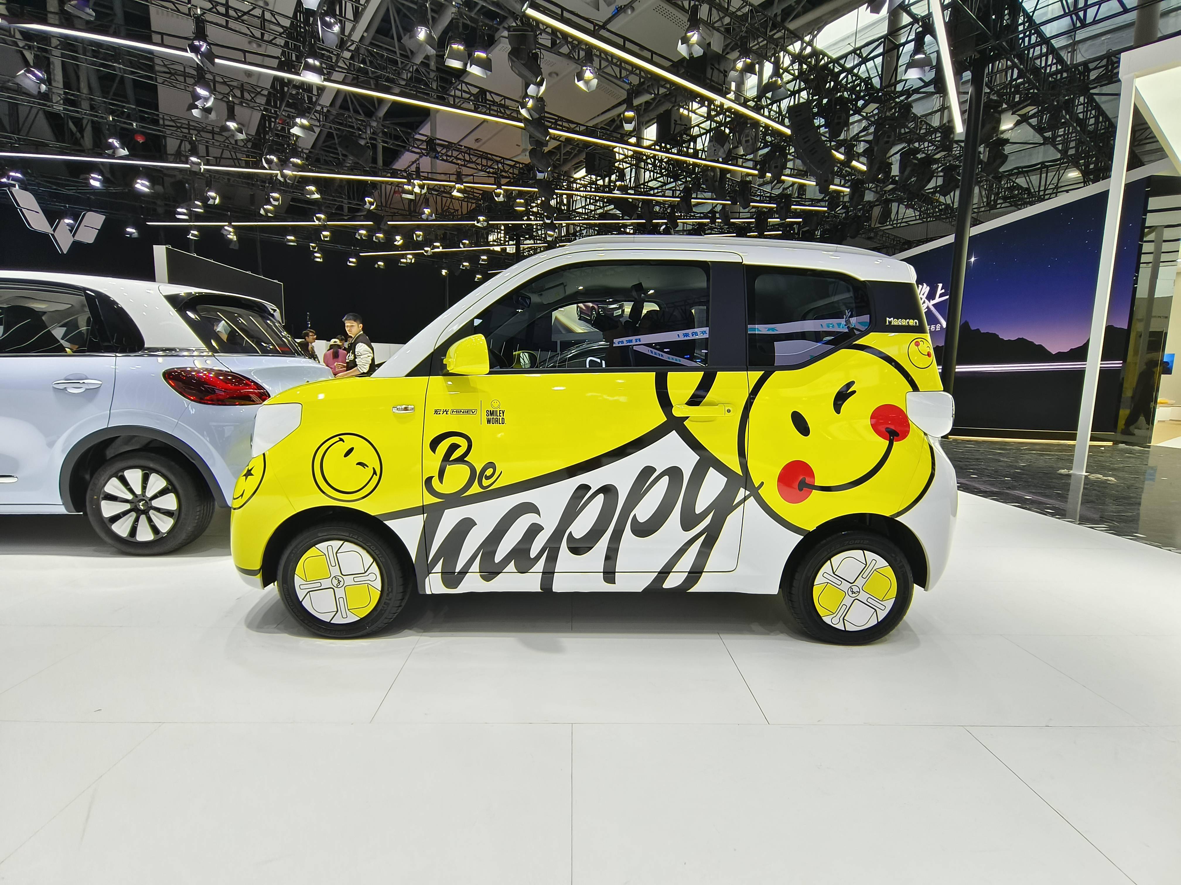 2023广州车展:五菱宏光miniev第三代马卡龙