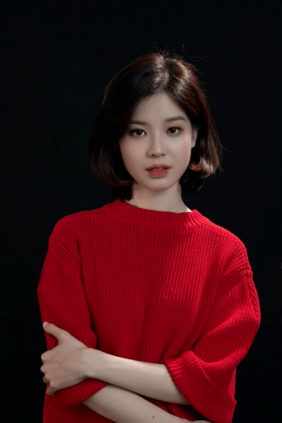 温州市广播电台担任经济科教频道"幼幼 party"主持人2018年荣获上海