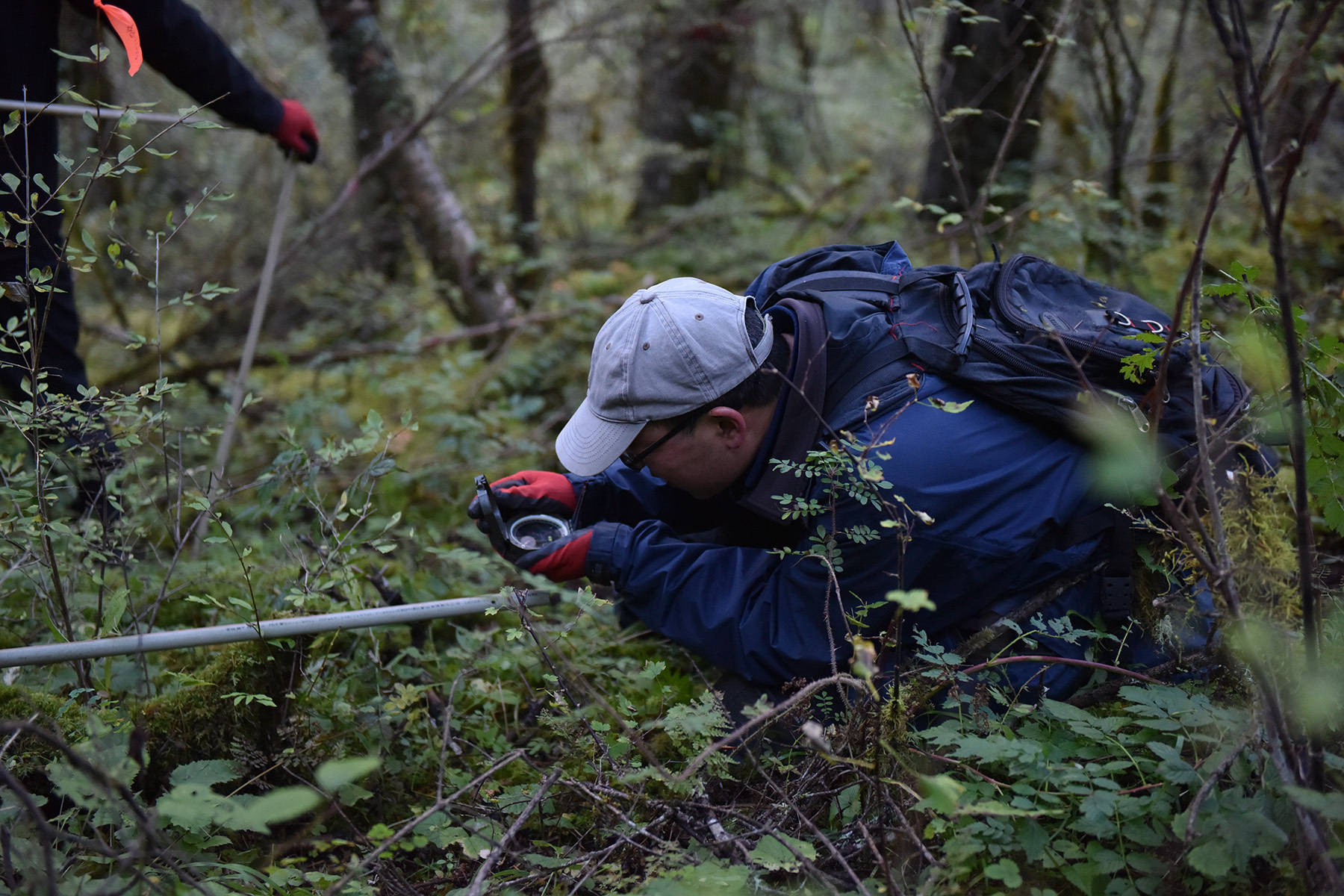 "26年,他从未离开._梁春平_工作_巡护